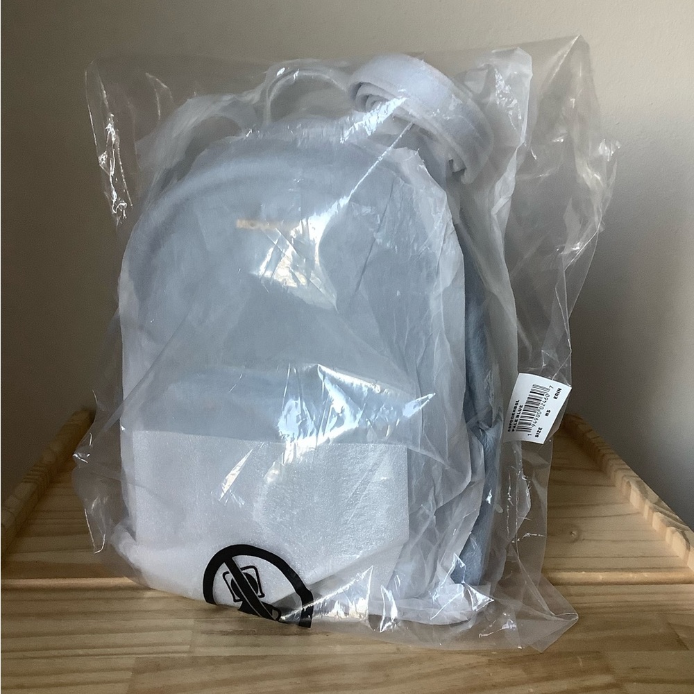 🌼Michael Kors backpack - Picture 12 of 12